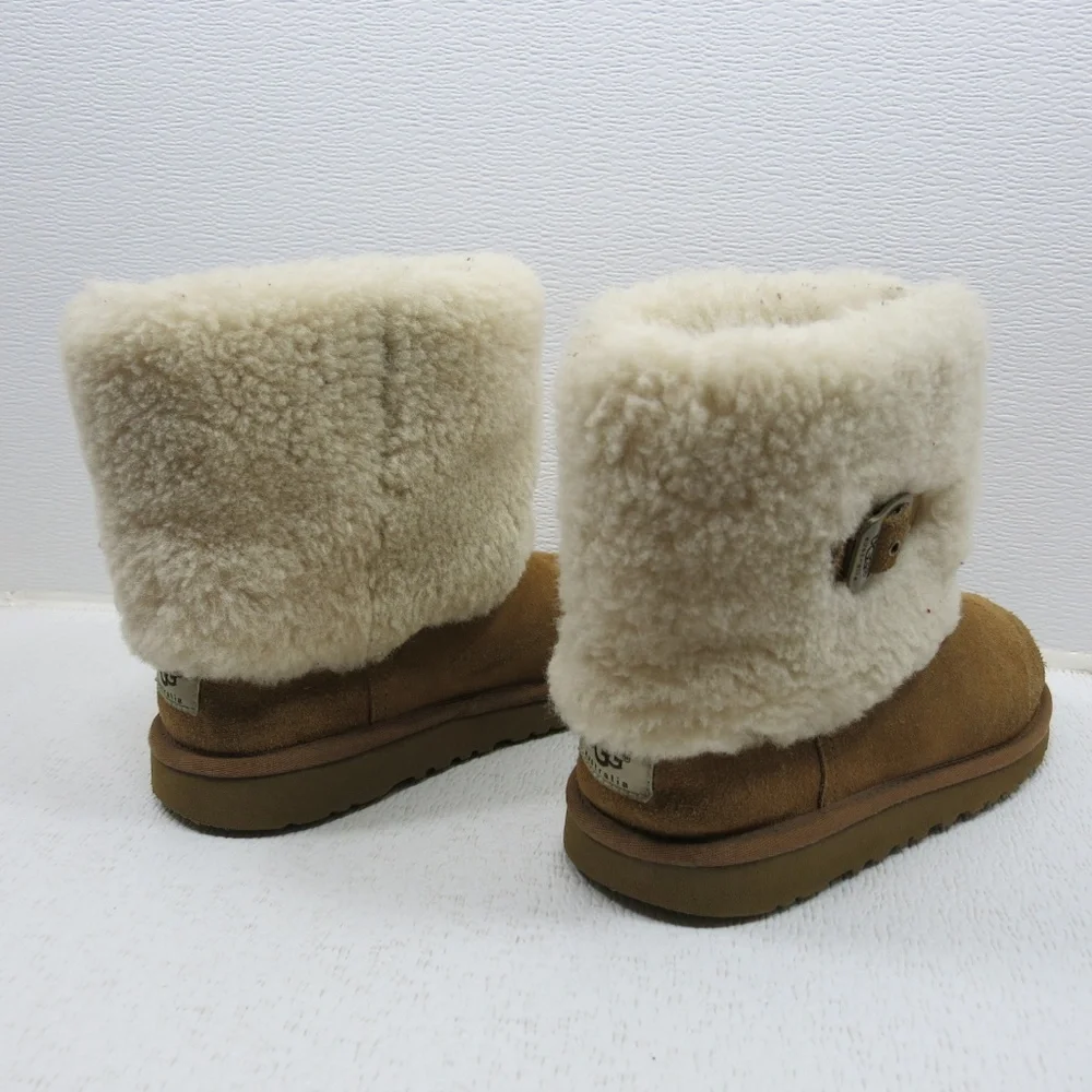UGG Australia Ellee Kids/Women Tan and Sheepskin Cuff w/ Buckle Detail Boots